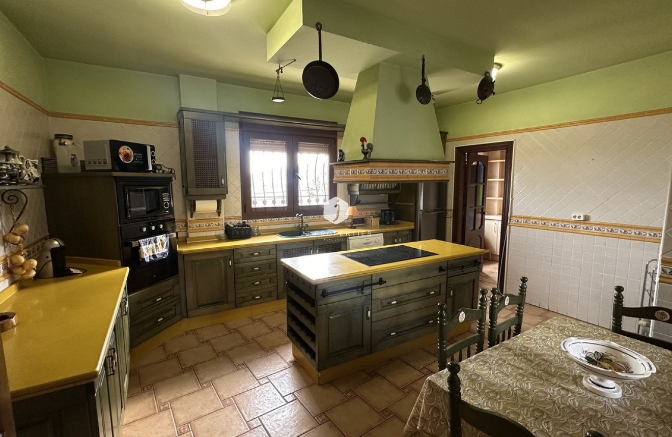 D'occasion - Villa -
San Miguel de Salinas - Inland