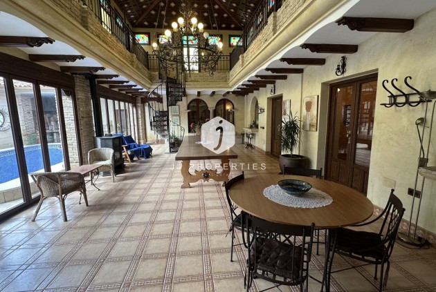 D'occasion - Villa -
San Miguel de Salinas - Inland