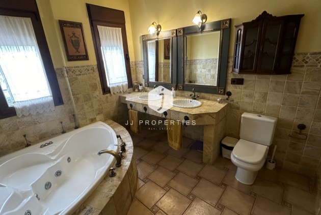 D'occasion - Villa -
San Miguel de Salinas - Inland