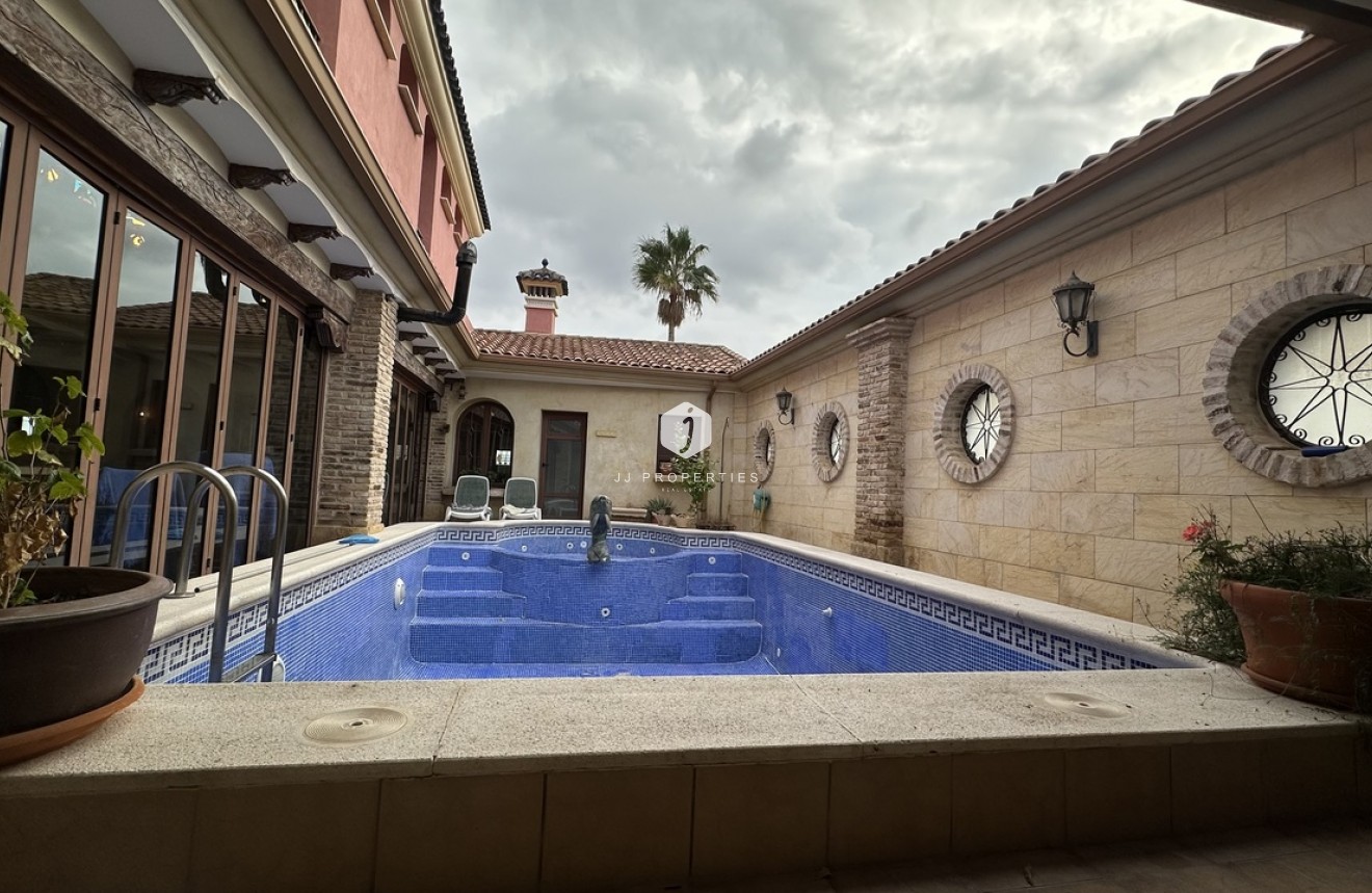 D'occasion - Villa -
San Miguel de Salinas - Inland