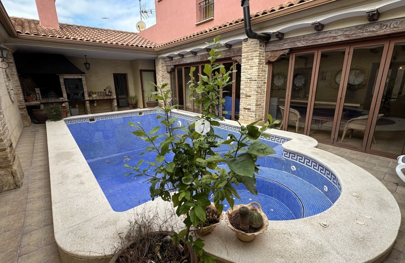 D'occasion - Villa -
San Miguel de Salinas - Inland