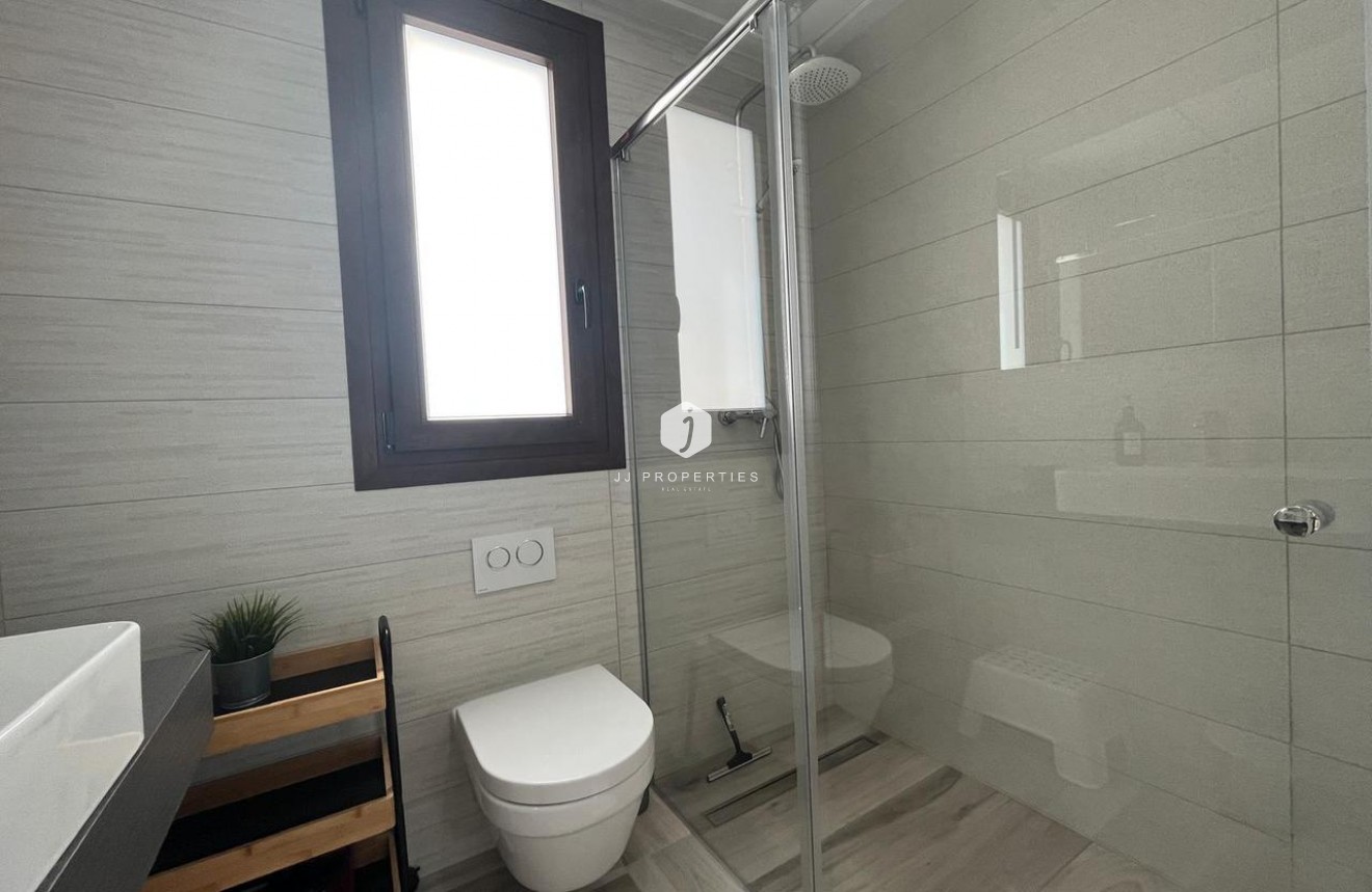 Segunda mano - Villa -
Los Altos - Costa Blanca