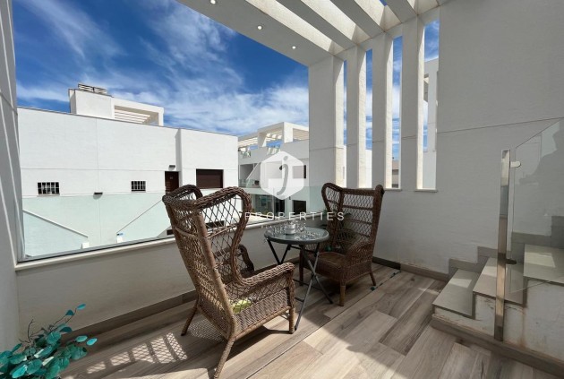 Segunda mano - Villa -
Los Altos - Costa Blanca