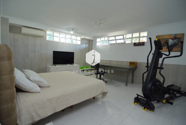 Segunda mano - Villa -
Torrevieja - Costa Blanca