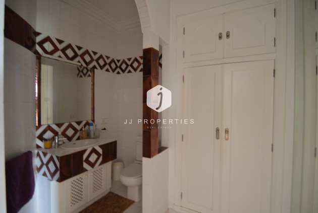 Segunda mano - Villa -
Torrevieja - Costa Blanca