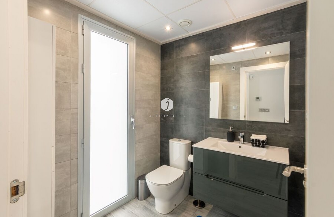 Segunda mano - Villa -
Daya Vieja - Costa Blanca