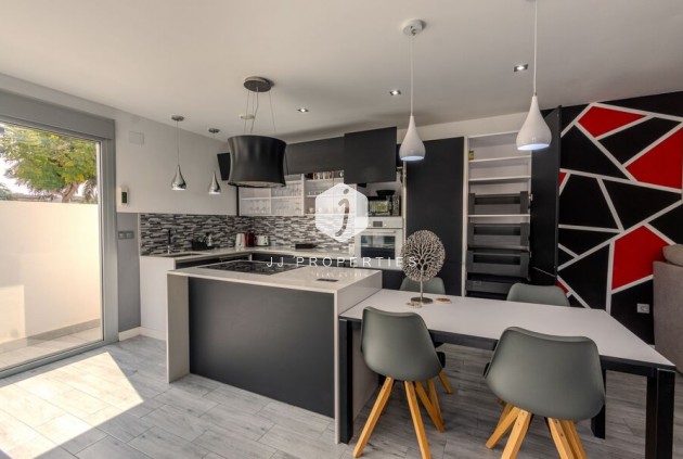 Segunda mano - Villa -
Daya Vieja - Costa Blanca