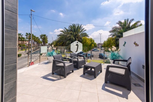 Segunda mano - Villa -
Daya Vieja - Costa Blanca