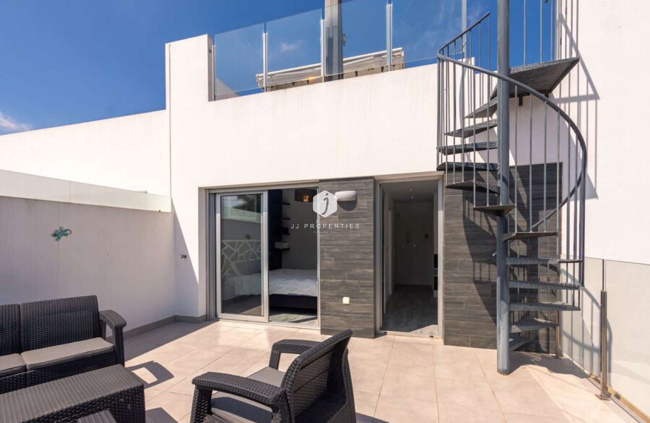 Segunda mano - Villa -
Daya Vieja - Costa Blanca