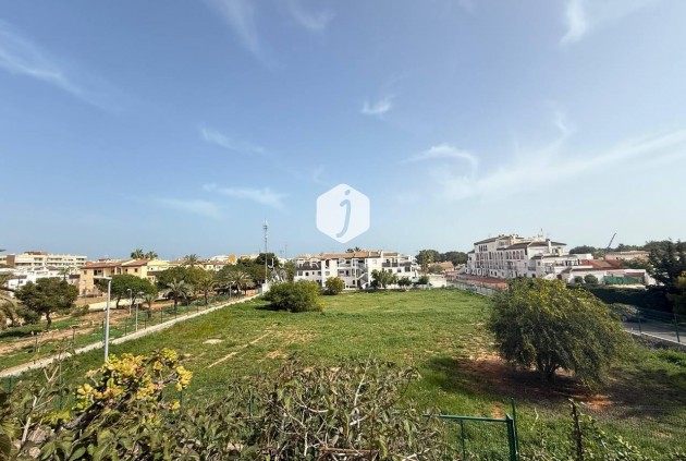 Segunda mano - Apartamento / piso -
Orihuela Costa - Punta Prima