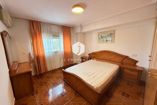 Segunda mano - Apartamento / piso -
Orihuela Costa - Punta Prima