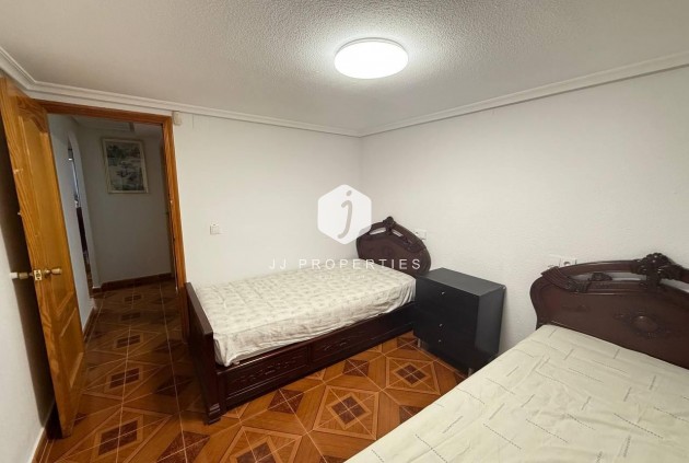 Segunda mano - Apartamento / piso -
Orihuela Costa - Punta Prima