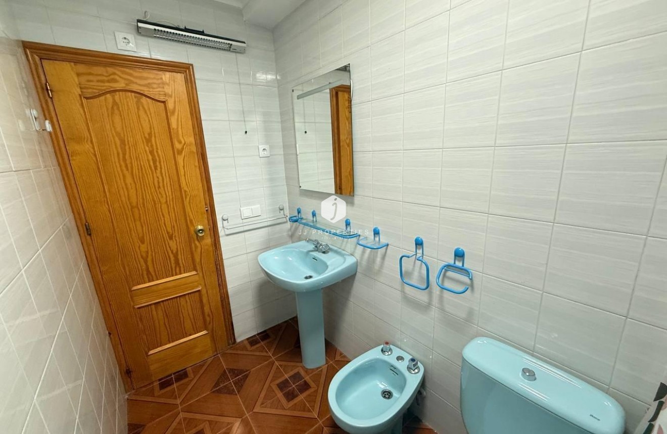 Segunda mano - Apartamento / piso -
Orihuela Costa - Punta Prima