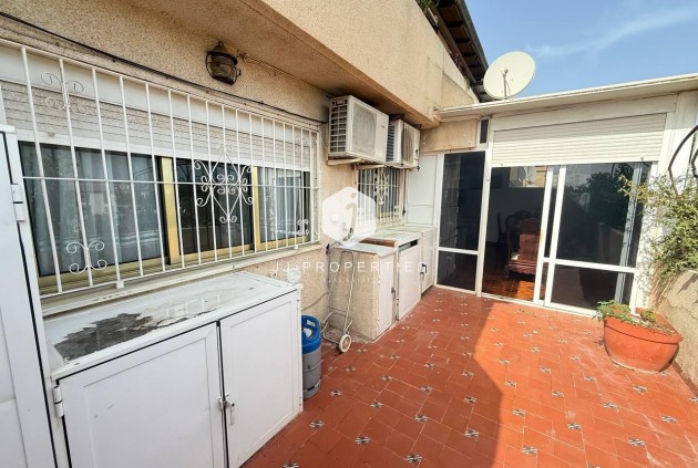 Segunda mano - Apartamento / piso -
Orihuela Costa - Punta Prima