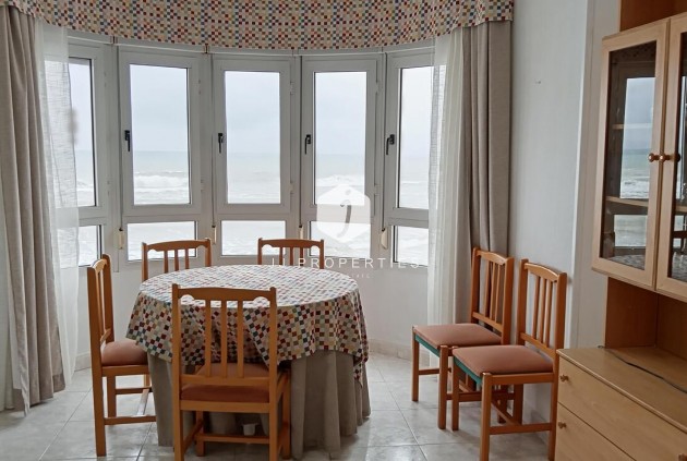 D'occasion - Appartement -
Torrevieja - PLAYA LOS LOCOS