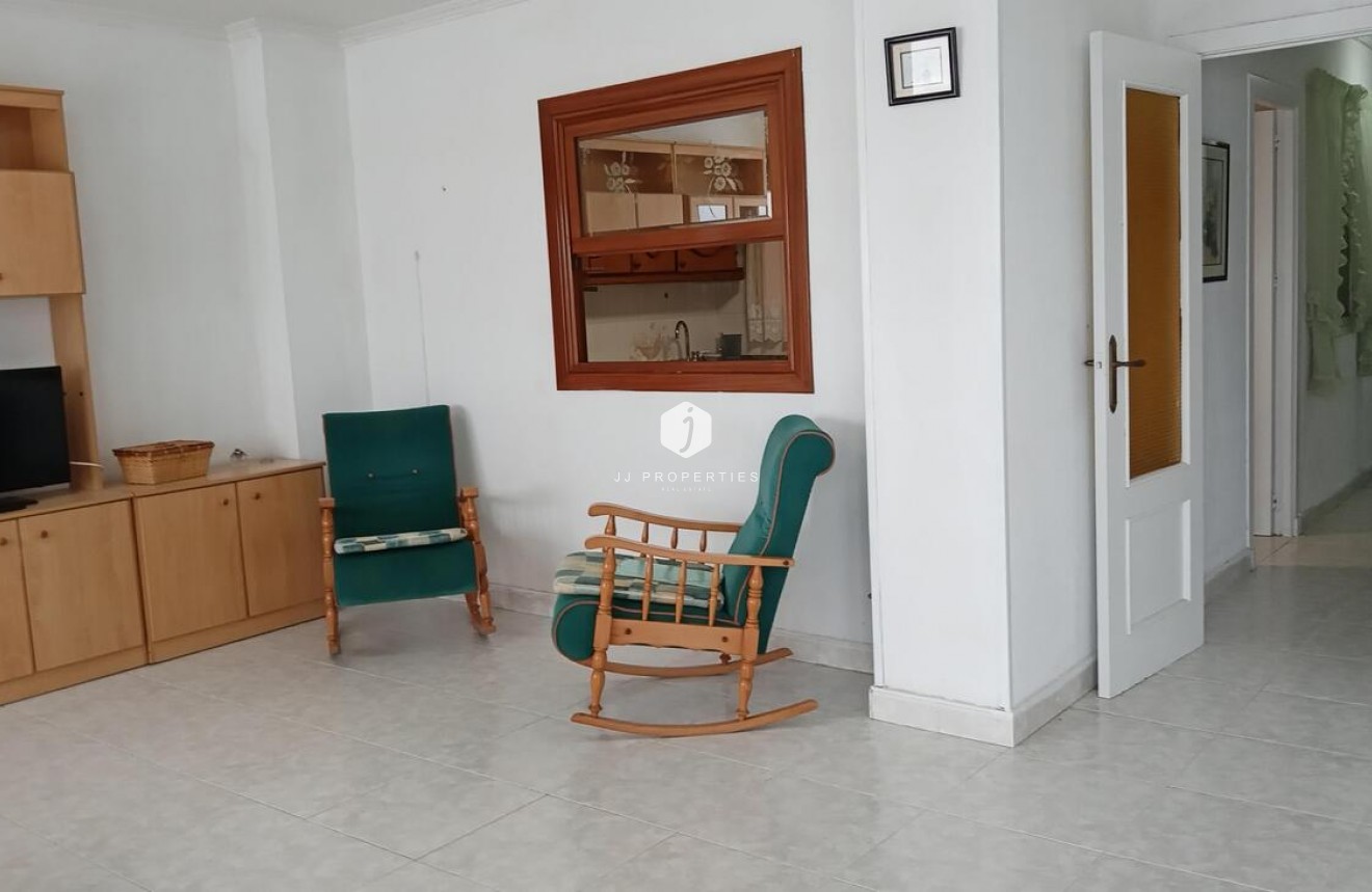 D'occasion - Appartement -
Torrevieja - PLAYA LOS LOCOS