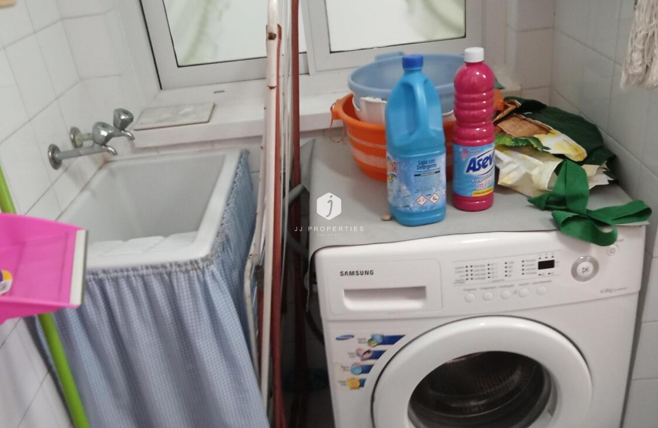 D'occasion - Appartement -
Torrevieja - PLAYA LOS LOCOS