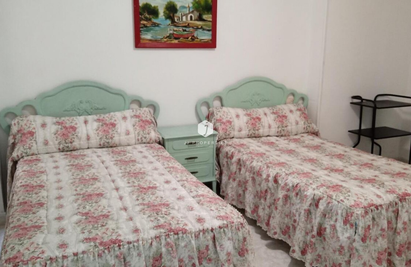 D'occasion - Appartement -
Torrevieja - PLAYA LOS LOCOS