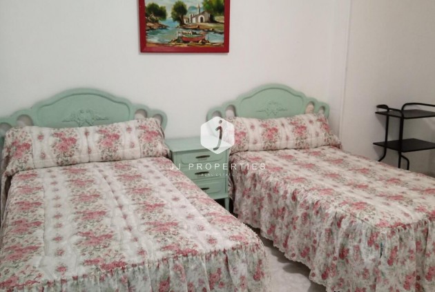 D'occasion - Appartement -
Torrevieja - PLAYA LOS LOCOS