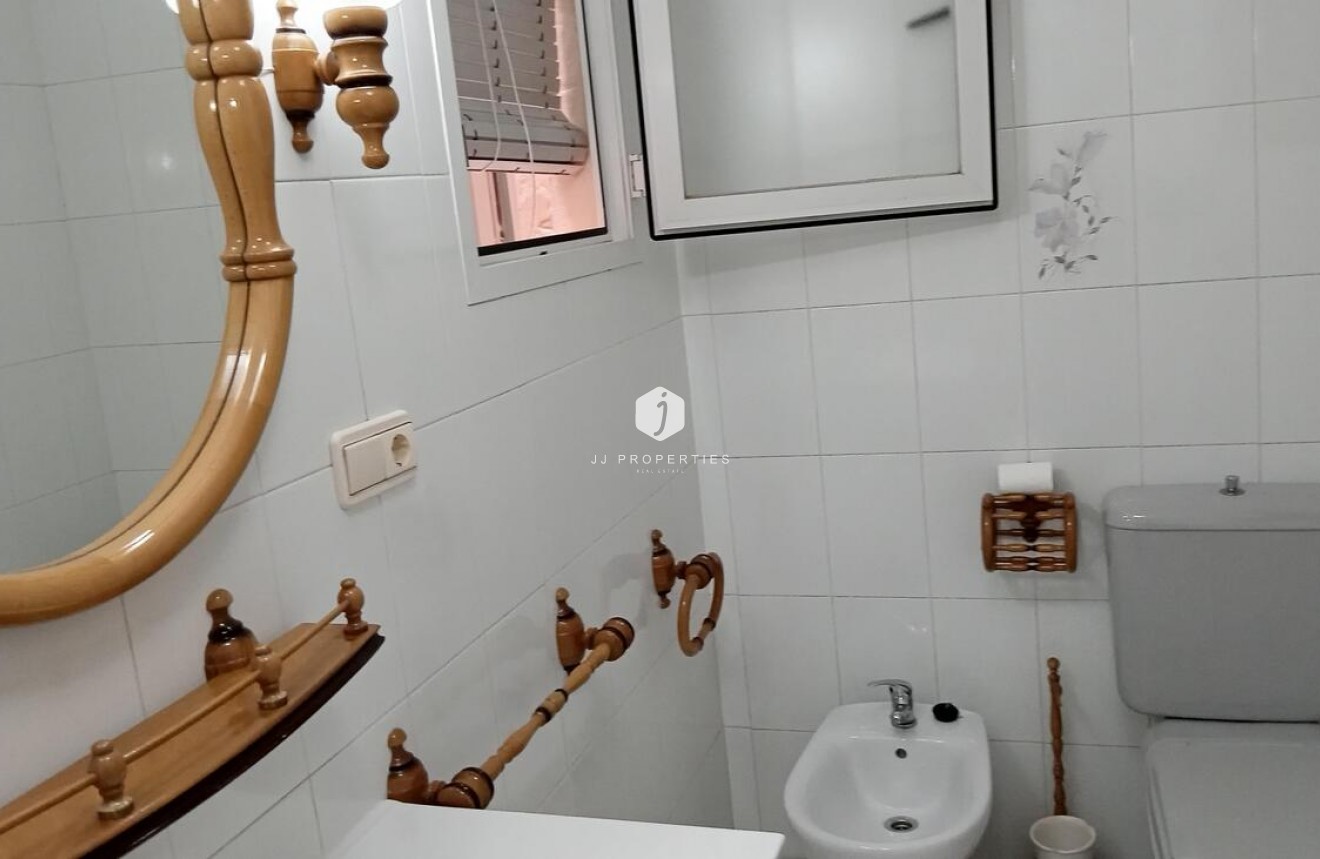 D'occasion - Appartement -
Torrevieja - PLAYA LOS LOCOS