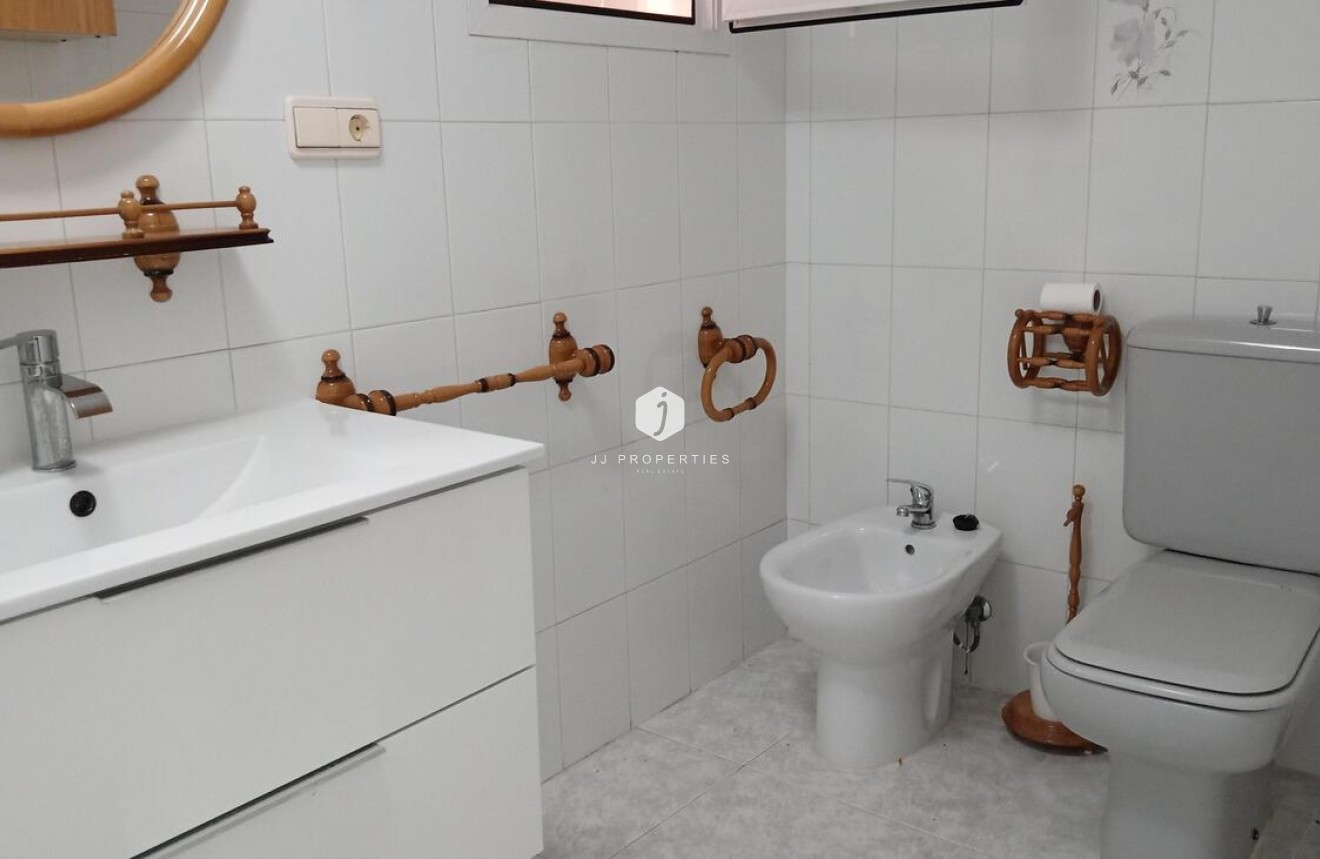 D'occasion - Appartement -
Torrevieja - PLAYA LOS LOCOS