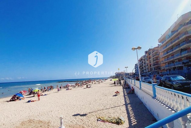 D'occasion - Appartement -
Torrevieja - PLAYA LOS LOCOS