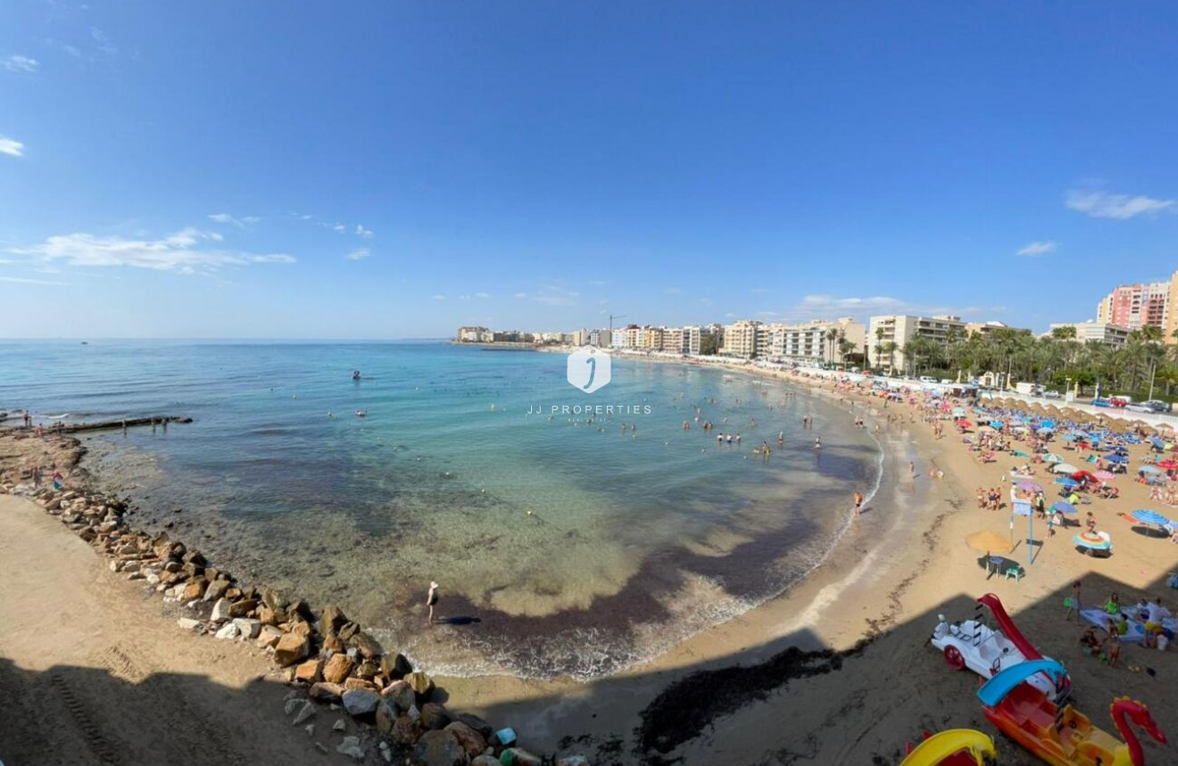 D'occasion - Appartement -
Torrevieja - PLAYA LOS LOCOS