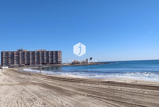 D'occasion - Appartement -
Torrevieja - PLAYA LOS LOCOS