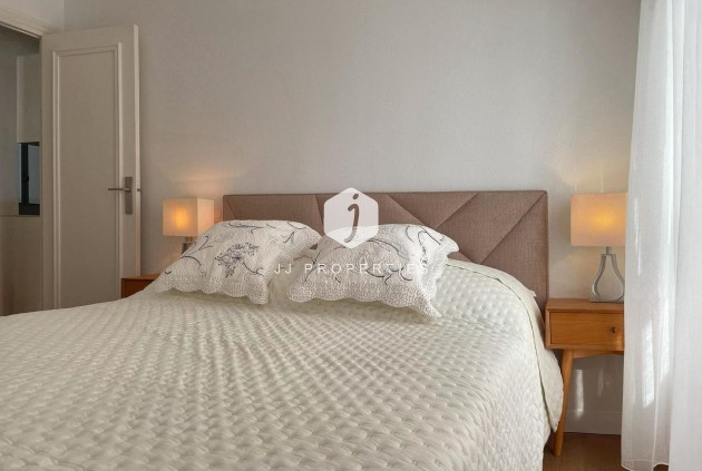 D'occasion - Appartement -
Torrevieja - Costa Blanca