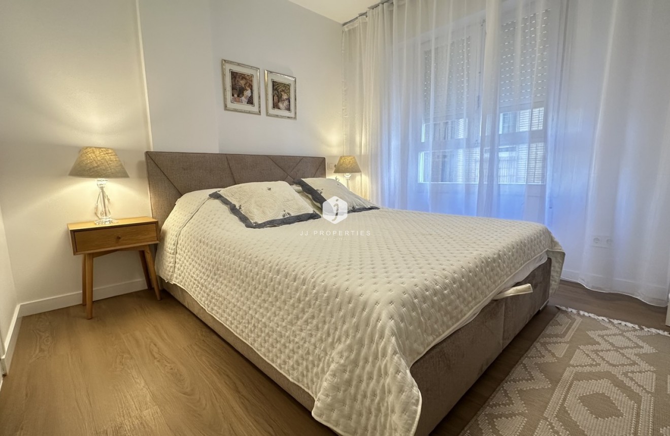 D'occasion - Appartement -
Torrevieja - Costa Blanca