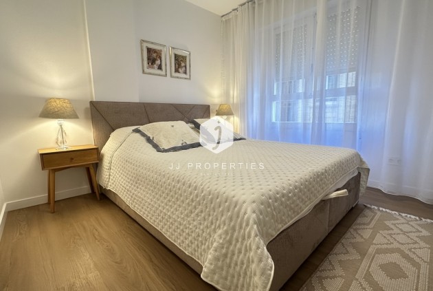 D'occasion - Appartement -
Torrevieja - Costa Blanca