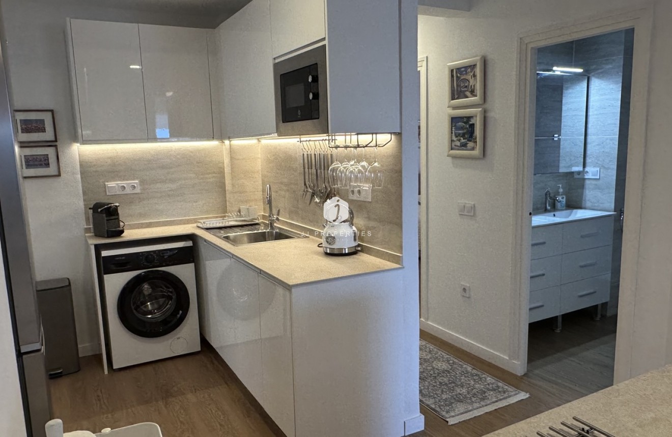 D'occasion - Appartement -
Torrevieja - Costa Blanca