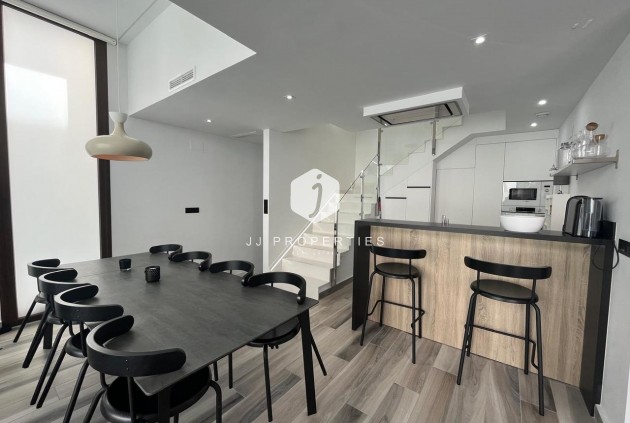 Segunda mano - Villa -
Los Balcones - Costa Blanca