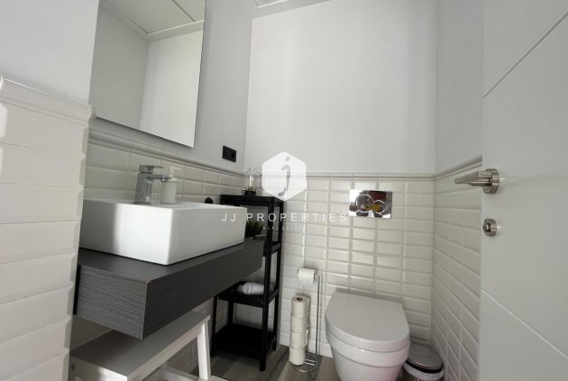 Segunda mano - Villa -
Los Balcones - Costa Blanca