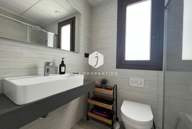 Segunda mano - Villa -
Los Balcones - Costa Blanca