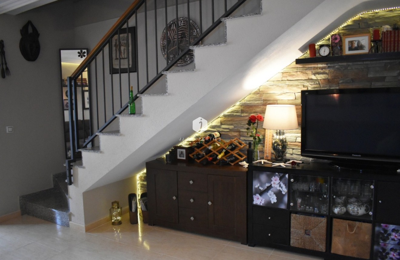 Z drugiej ręki - Szalet -
Torrevieja