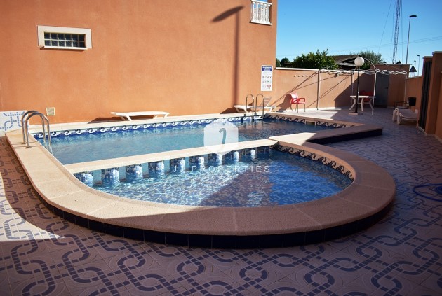 Z drugiej ręki - Szalet -
Torrevieja