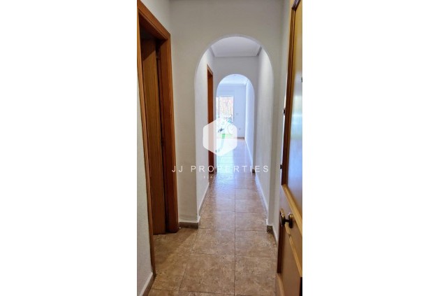 Resale - Apartment / flat -
Torrevieja - Playa de los Locos