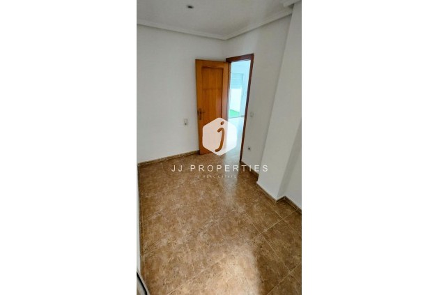 Resale - Apartment / flat -
Torrevieja - Playa de los Locos