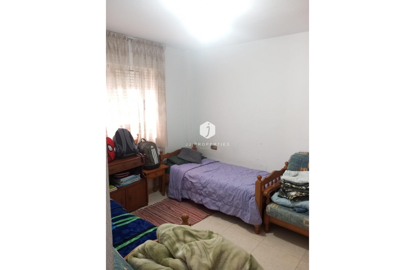 Z drugiej ręki - Daszek -
Torrevieja