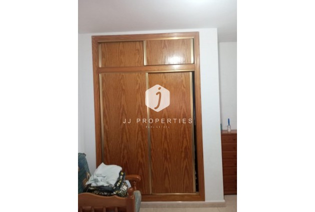 Z drugiej ręki - Daszek -
Torrevieja