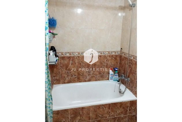 Z drugiej ręki - Daszek -
Torrevieja