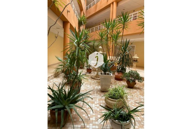 Segunda mano - Apartamento / piso -
San Miguel de Salinas - Pueblo 9