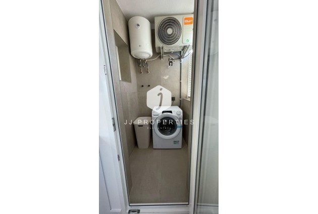 Segunda mano - Apartamento / piso -
Torrevieja - PARQUE DE LAS NACIONES