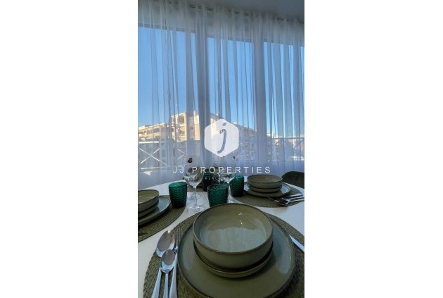 Segunda mano - Apartamento / piso -
Torrevieja - PARQUE DE LAS NACIONES