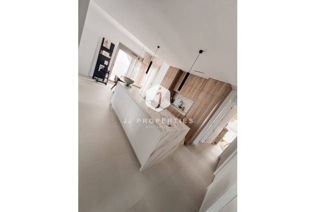 D'occasion - Villa -
San Miguel de Salinas - Inland