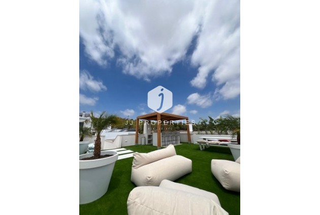 D'occasion - Villa -
San Miguel de Salinas - Inland