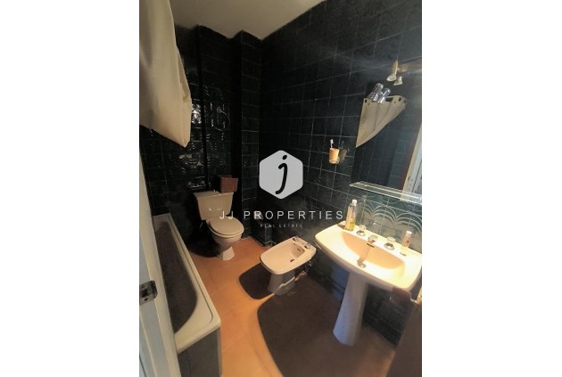 Segunda mano - Apartamento / piso -
Torrevieja - Las Piscinas Naturales