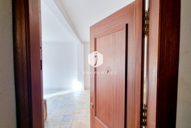 Segunda mano - Apartamento / piso -
Torrevieja