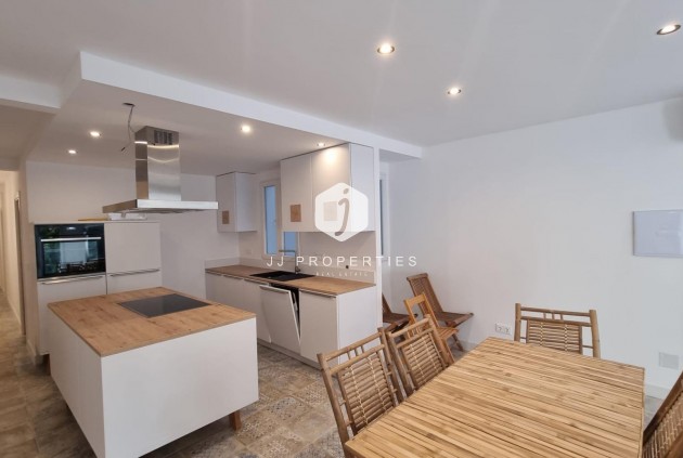 Segunda mano - Apartamento / piso -
Torrevieja